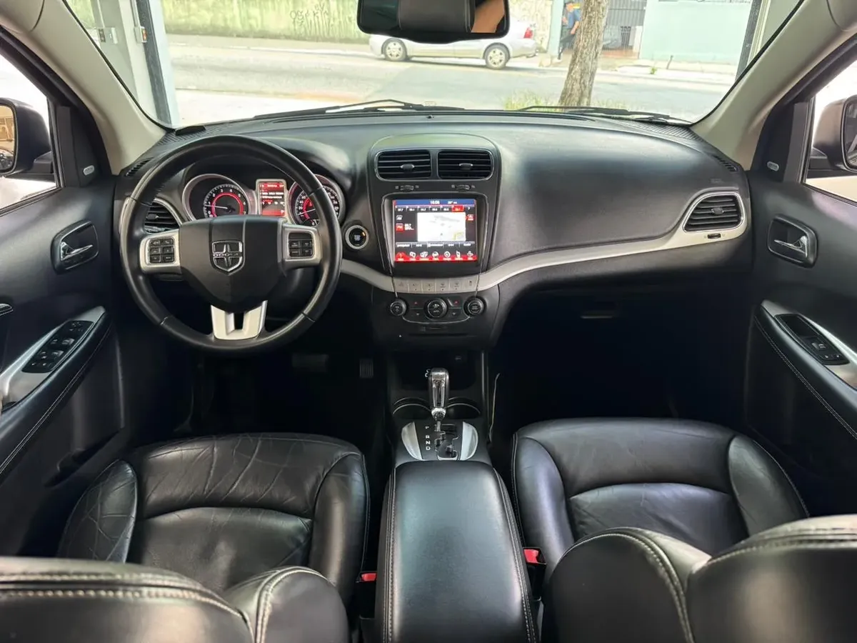 Dodge Journey 3.6 R/t 5p foto 8