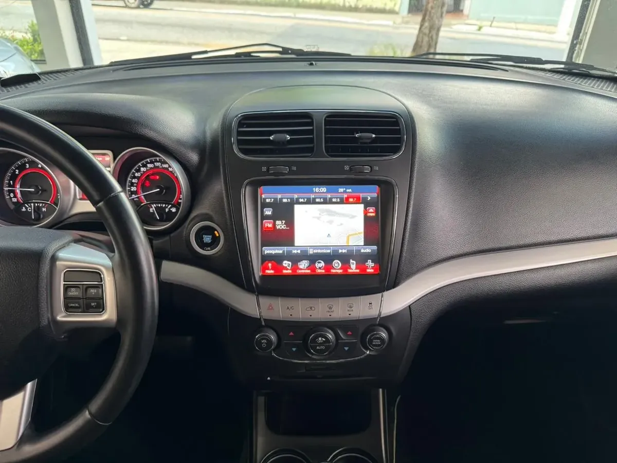 Dodge Journey 3.6 R/t 5p foto 12