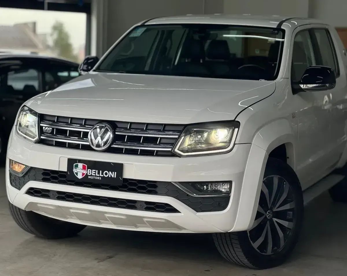 Volkswagen Amarok 3.0 Highline Extreme Cab. Dupla V6 4x4 Aut. 4p