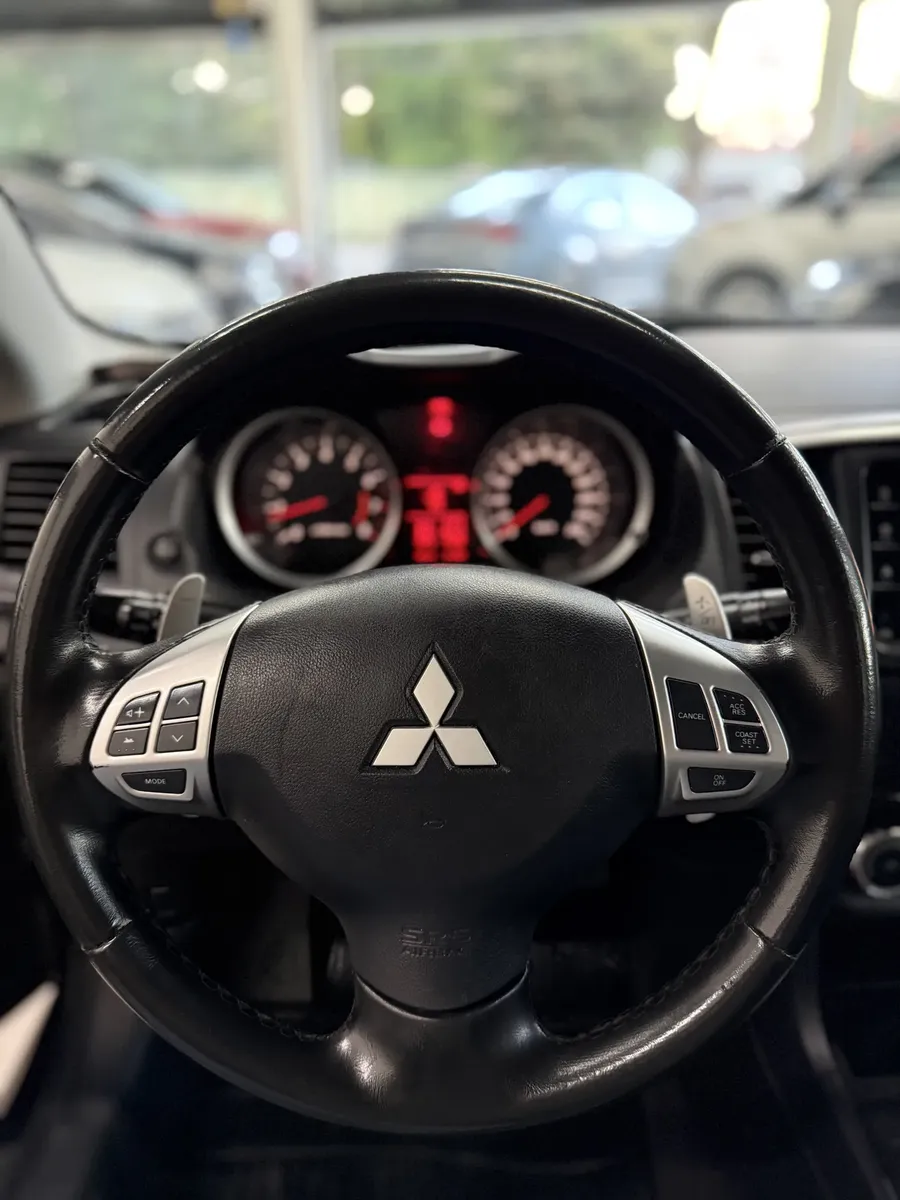 Mitsubishi Lancer 2.0 Cvt 4p foto 10